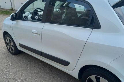 Renault Twingo 67.000 km 5.900 &euro; Essen 45138