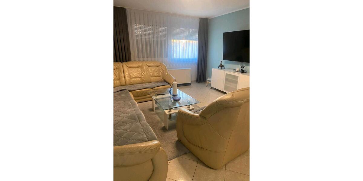 Erdgeschoßwohnung Duisburg Hamborn - 4.5 Zimmer, 99 m&sup2;, 159.000&euro; | Angebot:26679310