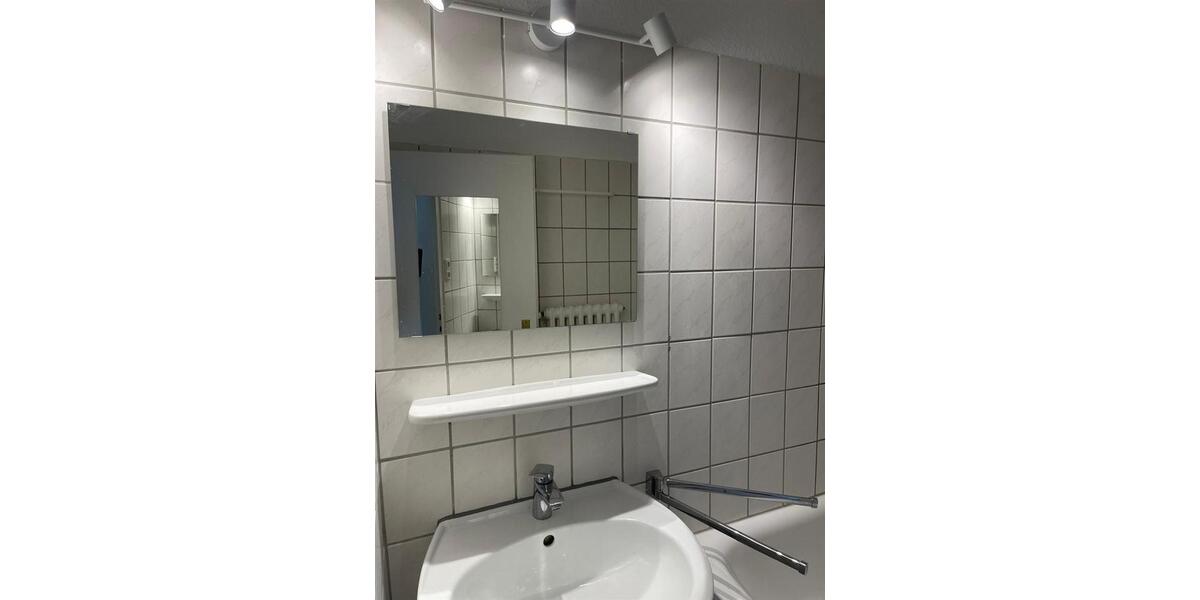 Dachgeschoßwohnung Mülheim an der Ruhr Mellinghofen - 1.5 Zimmer, 35 m&sup2;, 350&euro; | Angebot:26019344