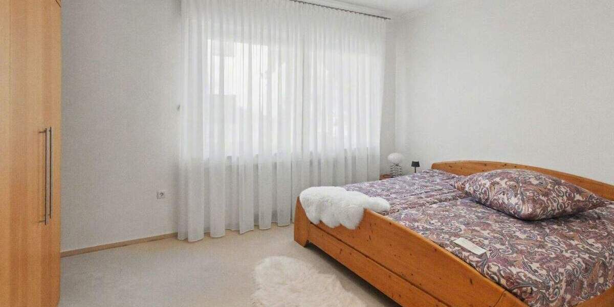 Reihenmittelhaus Moers Hülsdonk - 5 Zimmer, 115 m&sup2;, 345.000&euro; | Angebot:25846006
