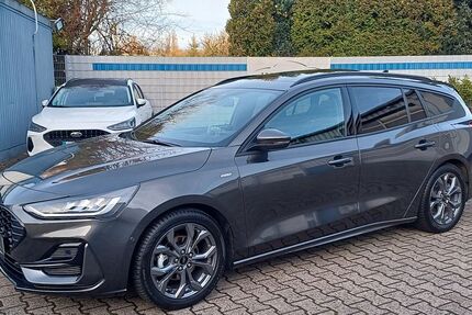 Ford Focus 18.500 km 23.980 &euro; Essen 45307