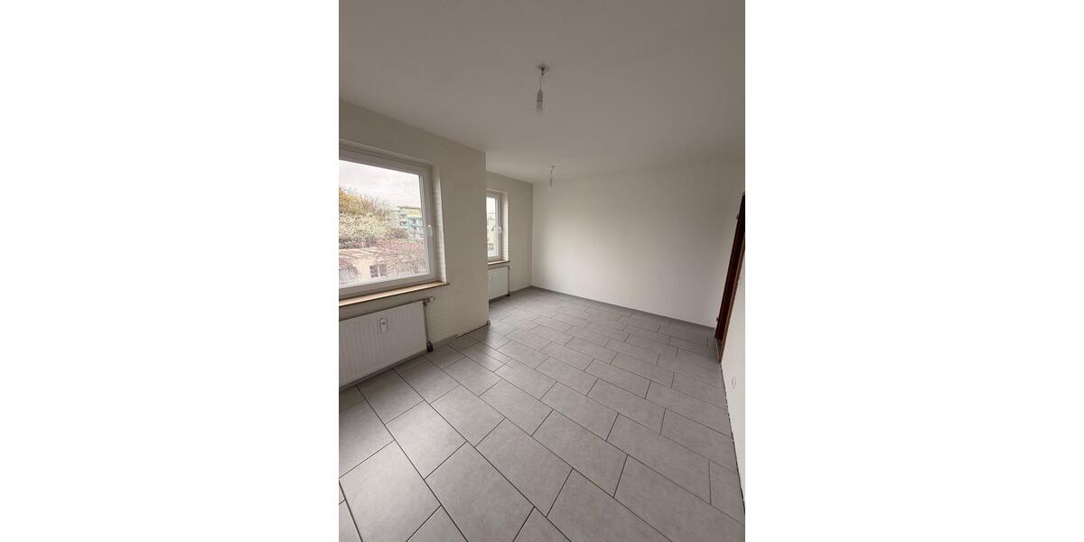 Etagenwohnung Bochum Altenbochum - 3 Zimmer, 83 m&sup2;, 760&euro; | Angebot:25918613