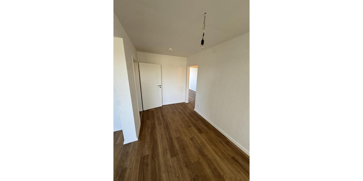 Etagenwohnung Essen Stadtbezirk VII - 3 Zimmer, 71 m&sup2;, 569&euro; | Angebot:25874908
