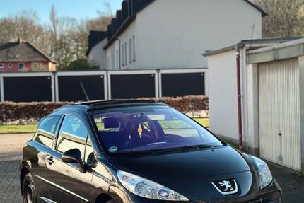 Peugeot 207 158.000 km 3.299 &euro; Duisburg 47178