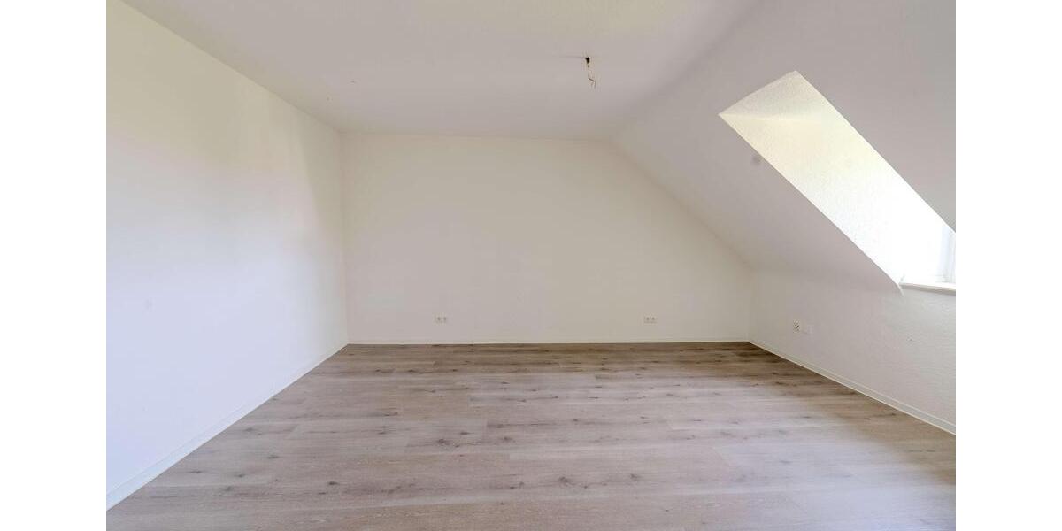 Dachgeschoßwohnung Gladbeck - 2 Zimmer, 55 m&sup2;, 450&euro; | Angebot:26271942
