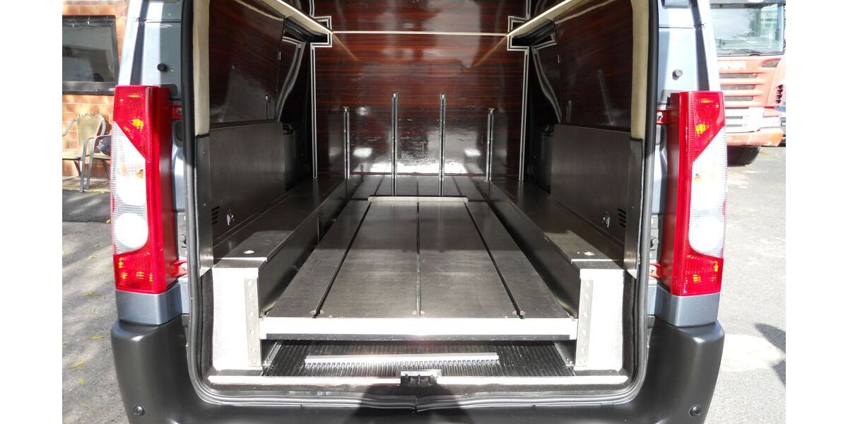 Citroen Jumpy 166.000 km 18.921 &euro; Essen 45145