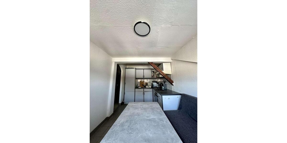 Dachgeschoßwohnung Bochum Günnigfeld - 1 Zimmer, 38 m&sup2;, 295&euro; | Angebot:25305985