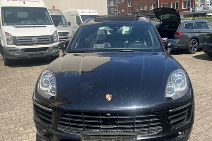 Porsche Macan 409.000 km 15.900 &euro; Duisburg 47057