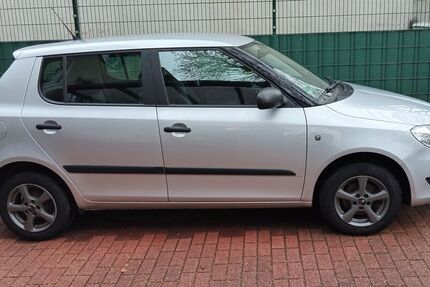 Skoda Fabia 98.353 km 3.500 &euro; Gelsenkirchen 45891