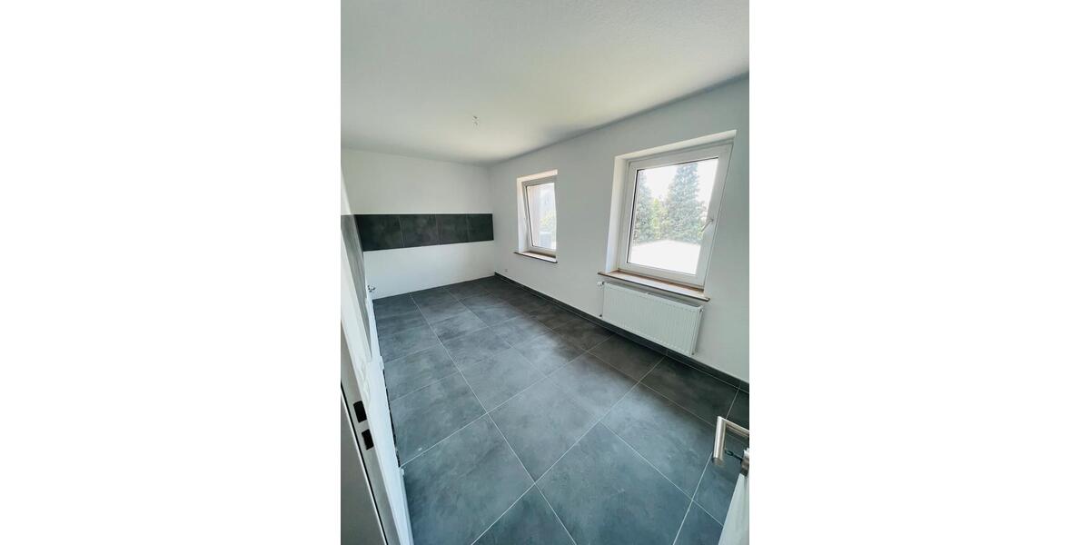 Etagenwohnung Mülheim an der Ruhr Rechtsruhr-Nord - 2 Zimmer, 68 m&sup2;, 600&euro; | Angebot:26021741