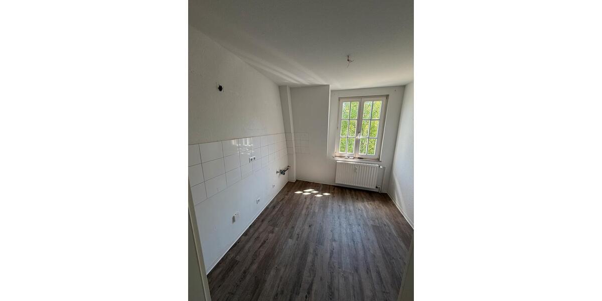 Dachgeschoßwohnung Duisburg Huckingen - 2 Zimmer, 54 m&sup2;, 760&euro; | Angebot:26692976