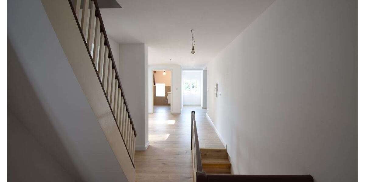 Etagenwohnung Velbert Langenberg - 3 Zimmer, 105 m&sup2;, 259.000&euro; | Angebot:7532878