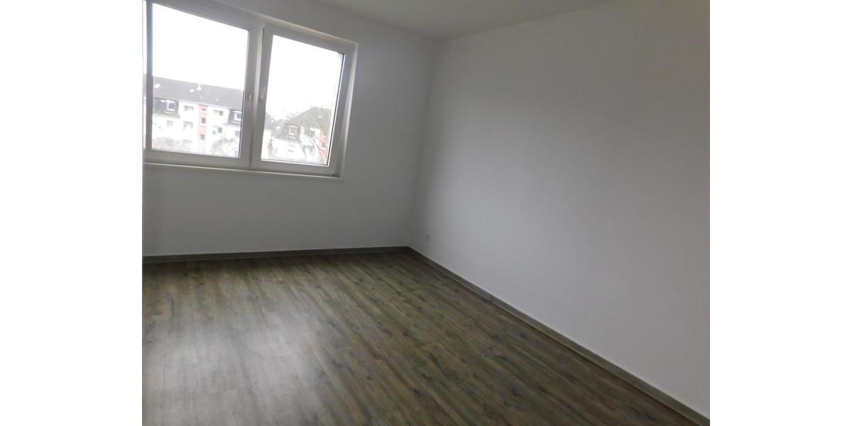 Etagenwohnung Essen Stadtbezirk IV - 3 Zimmer, 70 m&sup2;, 654&euro; | Angebot:24736561