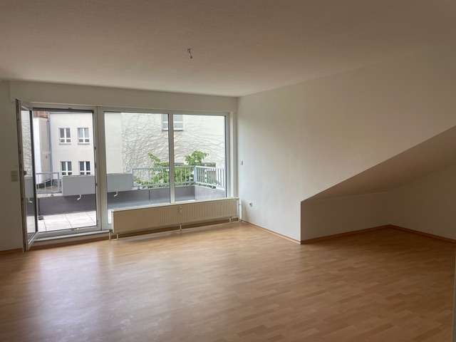 Etagenwohnung Duisburg Mittelmeiderich - 2 Zimmer, 68 m&sup2;, 580&euro; | Angebot:16587096