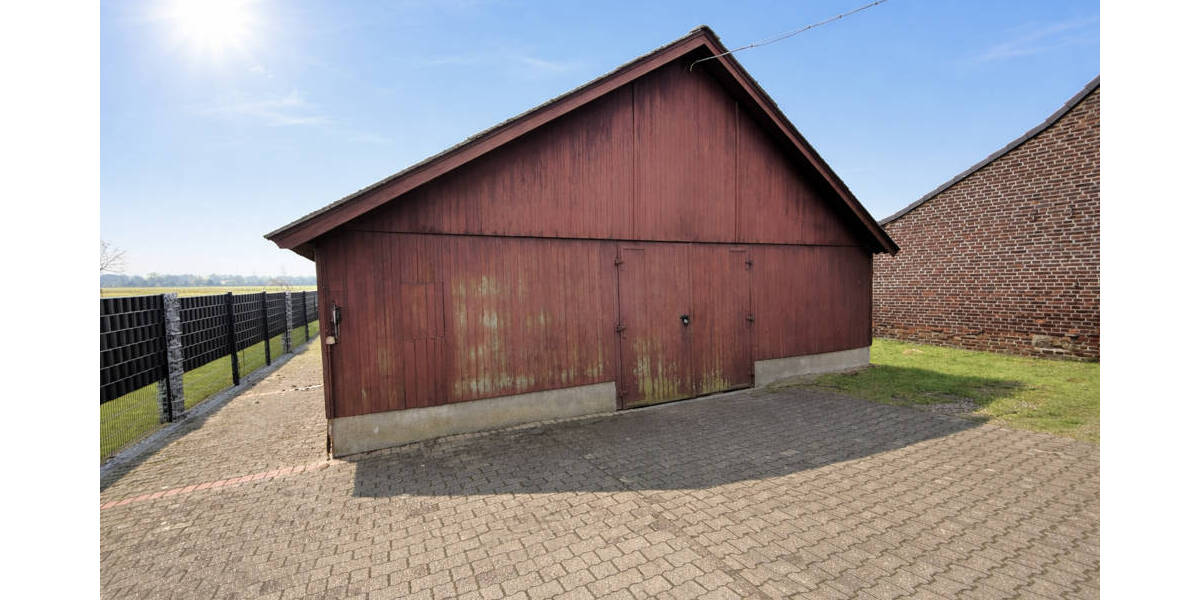 Einfamilienhaus Herten Langenbochum - 8 Zimmer, 215 m&sup2;, 350.000&euro; | Angebot:26142775