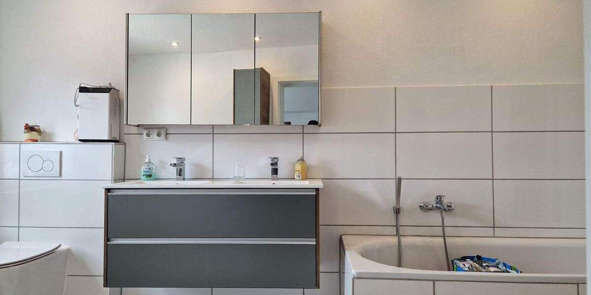 Doppelhaushälfte Duisburg Alt-Homberg - 5 Zimmer, 143 m&sup2;, 290.000&euro; | Angebot:25779432