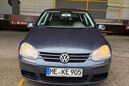 VW Golf 208.440 km 1.800 &euro; Velbert 42551