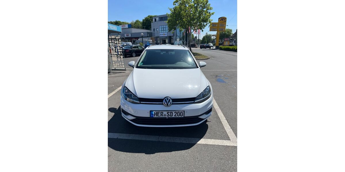 VW Golf 212.000 km 8.990 &euro; Herne 44651