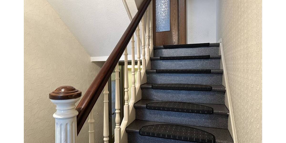 Einfamilienhaus Herten Langenbochum - 8 Zimmer, 215 m&sup2;, 350.000&euro; | Angebot:26142775