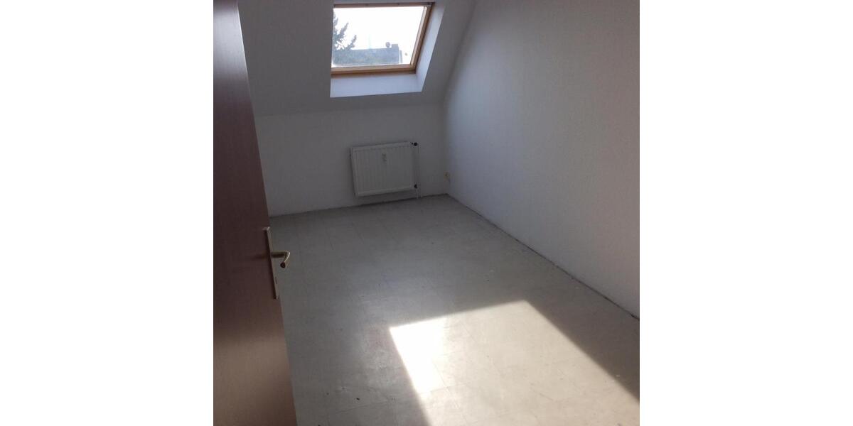 Etagenwohnung Duisburg Essenberg - 3 Zimmer, 70 m&sup2;, 422&euro; | Angebot:25310045