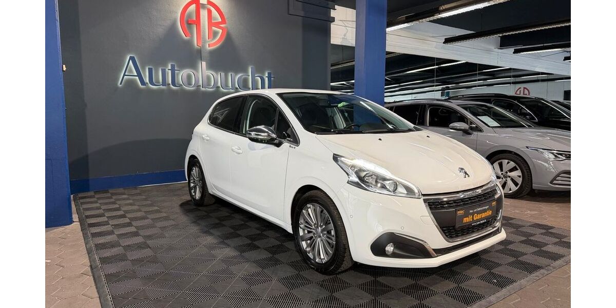 Peugeot 208 29.380 km 9.599 &euro; Oberhausen 46045