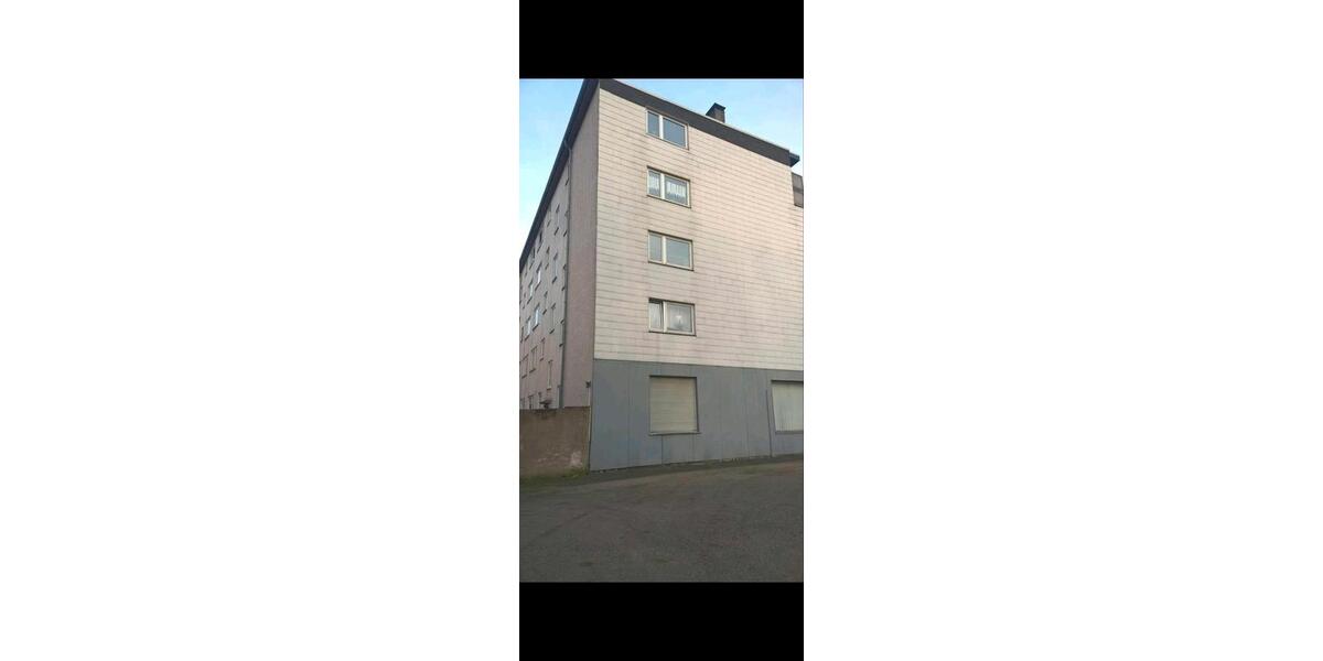 Etagenwohnung Duisburg Mittelmeiderich - 5 Zimmer, 116 m&sup2;, 240.000&euro; | Angebot:25832403