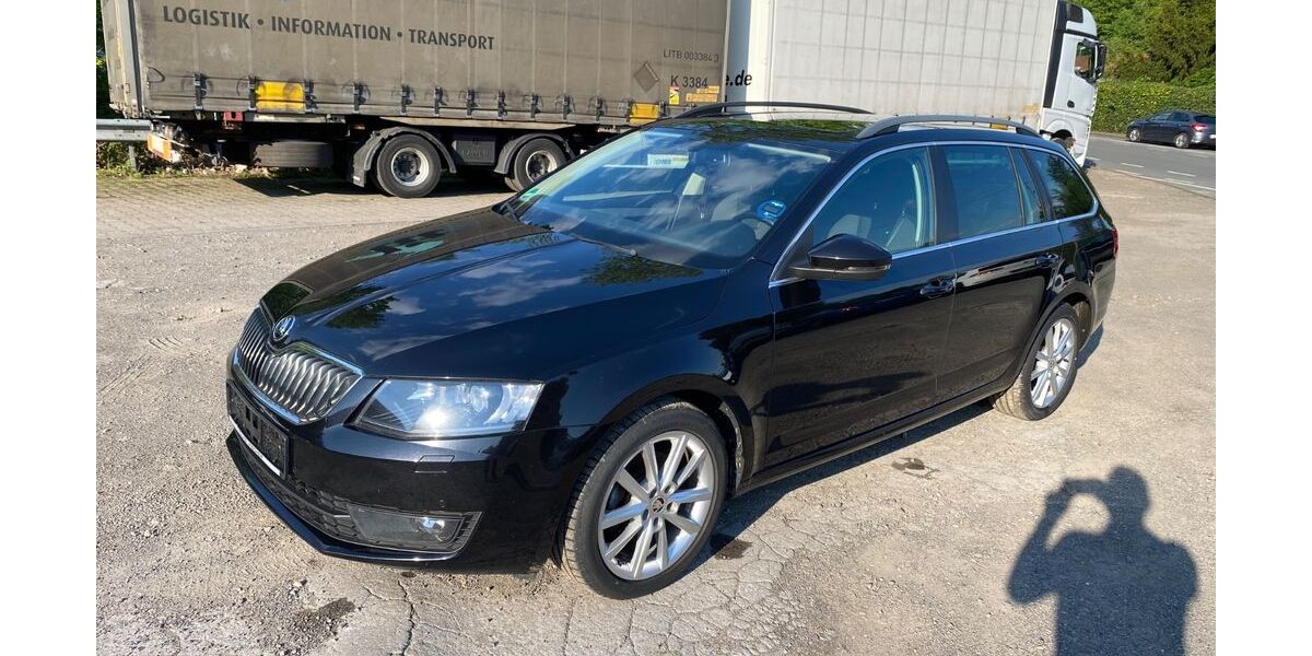 Skoda Octavia 208.486 km 8.900 &euro; Hattingen 45527