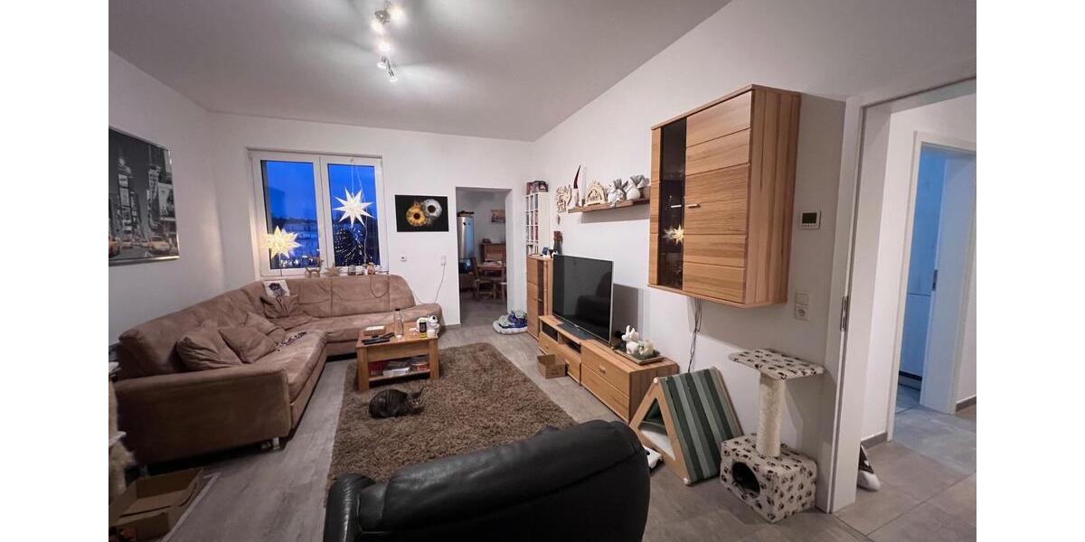 Etagenwohnung Hattingen - 5 Zimmer, 125 m&sup2;, 1.200&euro; | Angebot:25650066