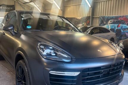 Porsche Cayenne 142.000 km 23.950 &euro; Essen 45139