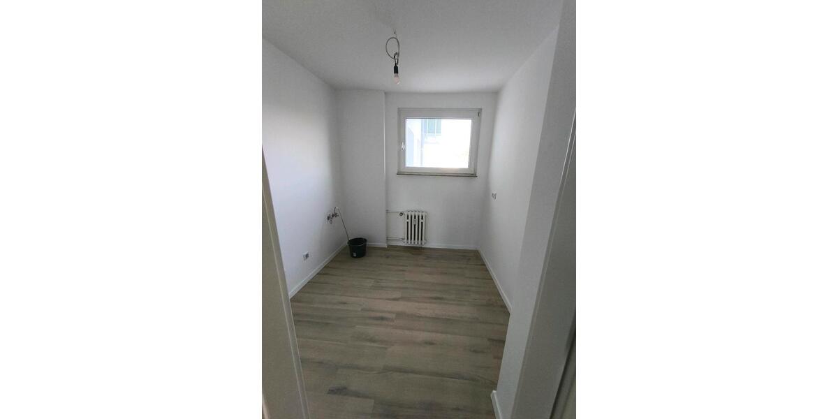 Etagenwohnung Duisburg Hamborn - 3.5 Zimmer, 67 m&sup2;, 720&euro; | Angebot:26026043