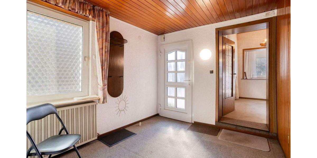 Mehrfamilienhaus, Wohnhaus Oberhausen Buschhausen - 7 Zimmer, 217 m&sup2;, 330.000&euro; | Angebot:25799175