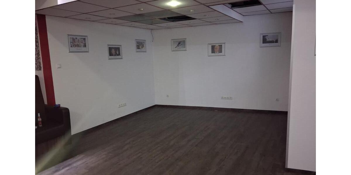 Gewerbeobjekt Duisburg - 2.500&euro; | Angebot:25370736