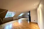 Dachgeschoßwohnung Oberhausen - 3 Zimmer, 85 m&sup2;, 595&euro; | Angebot:26532496