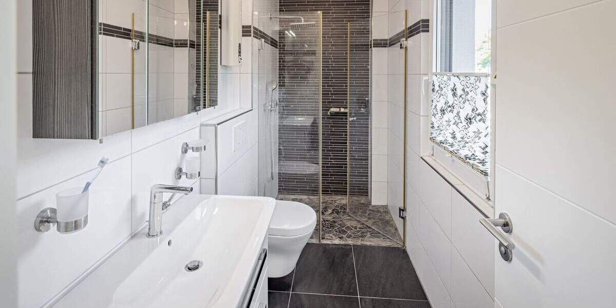 Einfamilienhaus Essen Burgaltendorf - 9 Zimmer, 256 m&sup2;, 870.000&euro; | Angebot:25744199