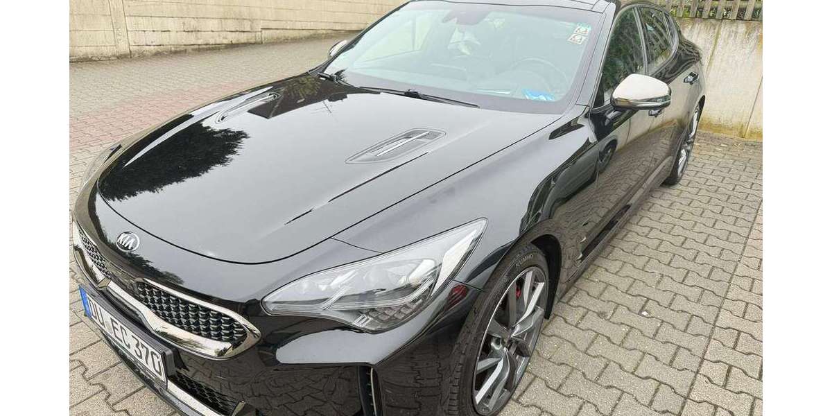 Kia Stinger 126.500 km 28.500 &euro; Duisburg 47249