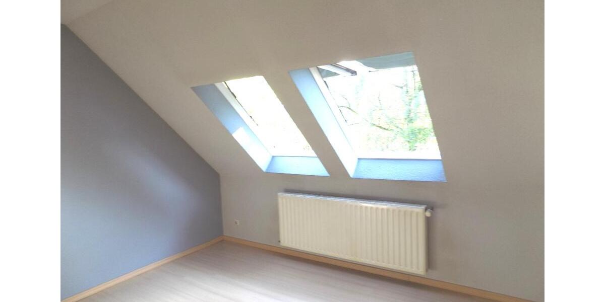 Dachgeschoßwohnung Herne Wanne - 1.5 Zimmer, 51 m&sup2;, 390&euro; | Angebot:25102137