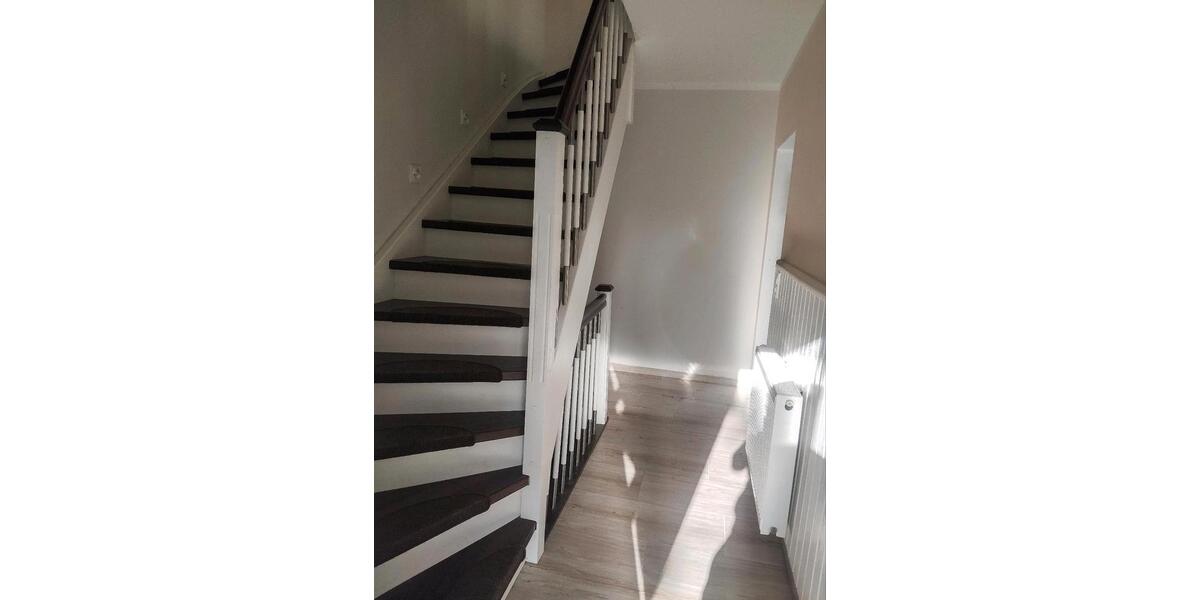 Reihenhaus Oberhausen Rothebusch - 4 Zimmer, 80 m&sup2;, 350.000&euro; | Angebot:27296247