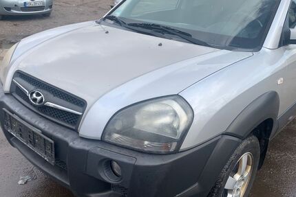 Hyundai TUCSON 286.000 km 1.850 &euro; Bottrop 46238