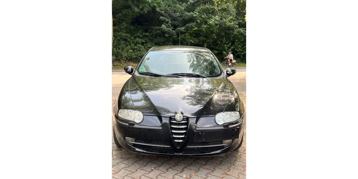 Alfa Romeo 147 114.000 km 2.499 &euro; Essen 45356