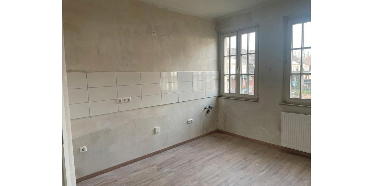 Dachgeschoßwohnung Duisburg Huckingen - 3 Zimmer, 71 m&sup2;, 499&euro; | Angebot:23293968