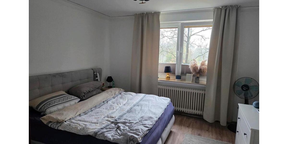 Etagenwohnung Gelsenkirchen Buer - 3 Zimmer, 93 m&sup2;, 950&euro; | Angebot:25936392