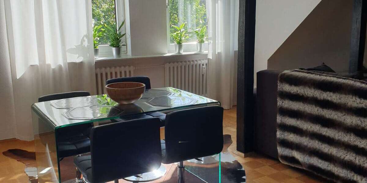 Etagenwohnung Duisburg - 4 Zimmer, 80 m&sup2;, 1.090&euro; | Angebot:26737417