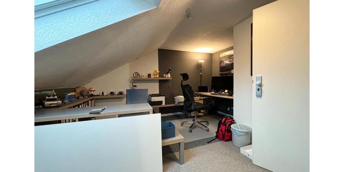 Etagenwohnung Voerde (Niederrhein) - 3 Zimmer, 89 m&sup2;, 920&euro; | Angebot:26050252