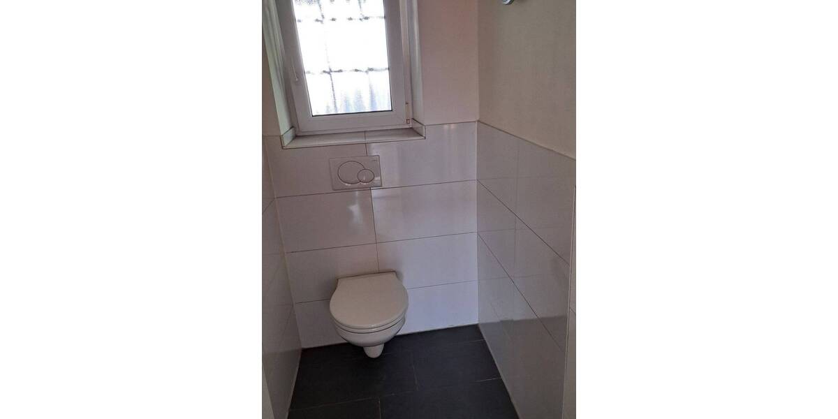 Etagenwohnung Duisburg Altstadt - 2 Zimmer, 67 m&sup2;, 550&euro; | Angebot:26161960