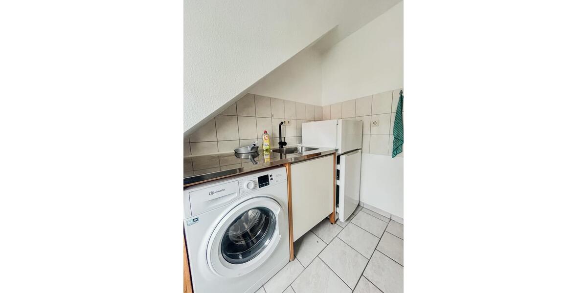Dachgeschoßwohnung Essen Stadtbezirk VII - 2 Zimmer, 45 m&sup2;, 450&euro; | Angebot:25971237