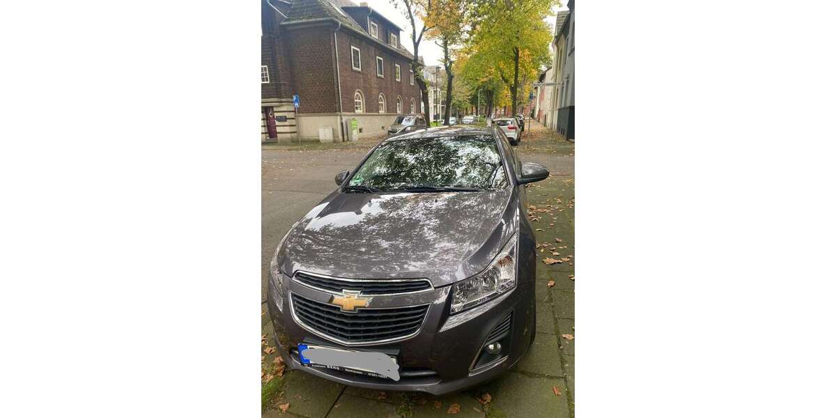Chevrolet Cruze 184.000 km 4.700 &euro; Duisburg 47167