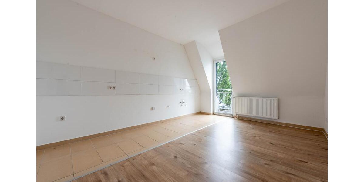 Dachgeschoßwohnung Essen Frillendorf - 2.5 Zimmer, 62 m&sup2;, 650&euro; | Angebot:26619381