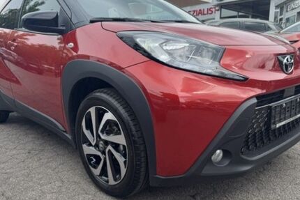 Toyota Aygo (X) 2.895 km 16.400 &euro; Gelsenkirchen 45891