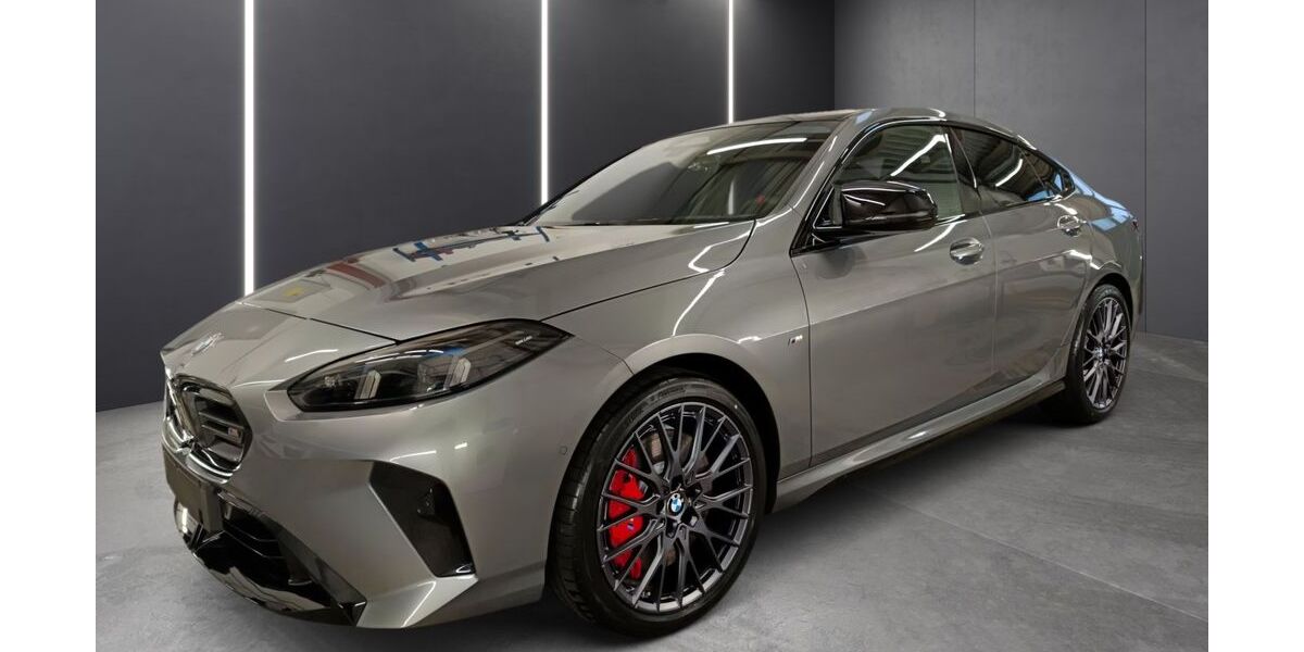 BMW M235 4.983 km 57.924 &euro; Bottrop 46236