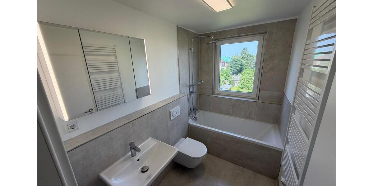 Dachgeschoßwohnung Dorsten Alt-Wulfen - 2.5 Zimmer, 66 m&sup2;, 885&euro; | Angebot:26690636